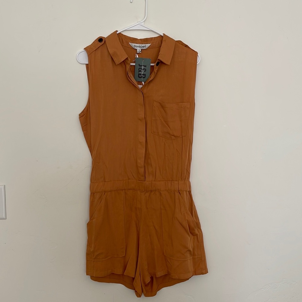 Romper, size small